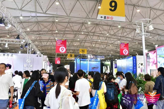第48屆CCBE成都美業(yè)博覽會(huì)現(xiàn)場 第48屆CCBE成都美業(yè)博覽會(huì)現(xiàn)場